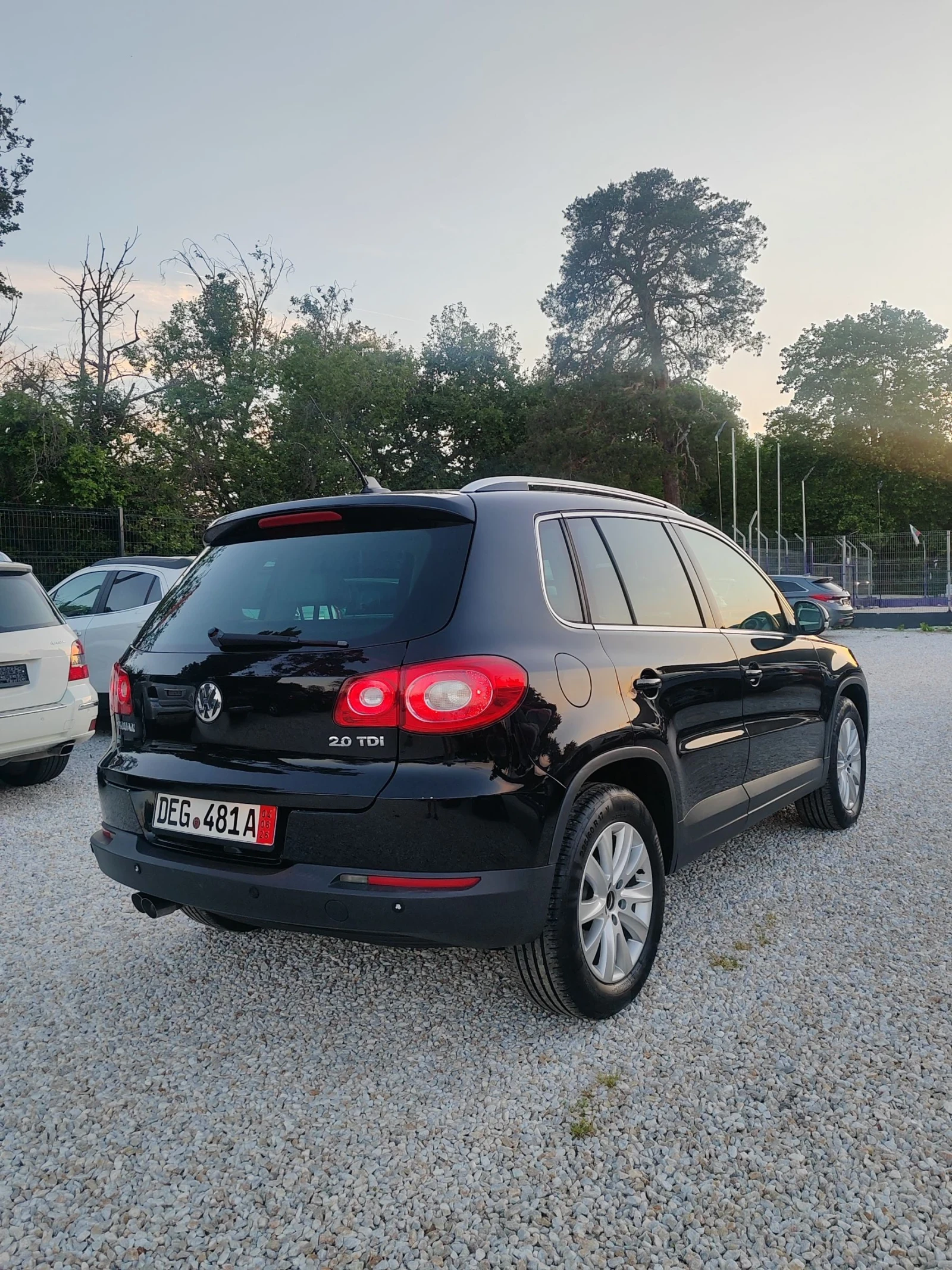 VW Tiguan 2.0, 140к.с. 4х4, снимка 3 - Автомобили и джипове - 54722729
