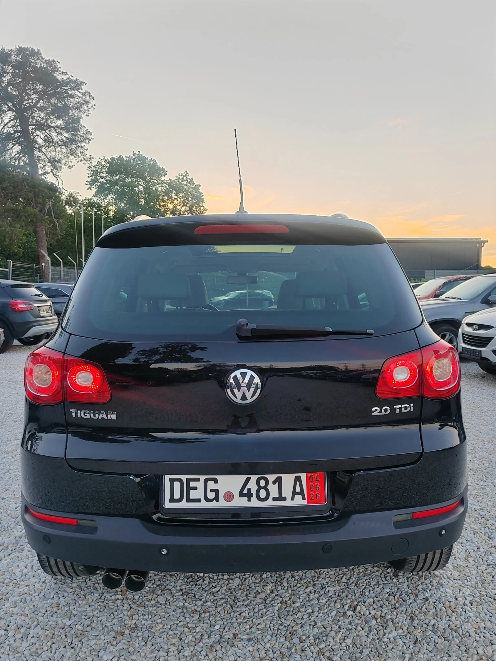 VW Tiguan 2.0, 140к.с. 4х4, снимка 6 - Автомобили и джипове - 54722729