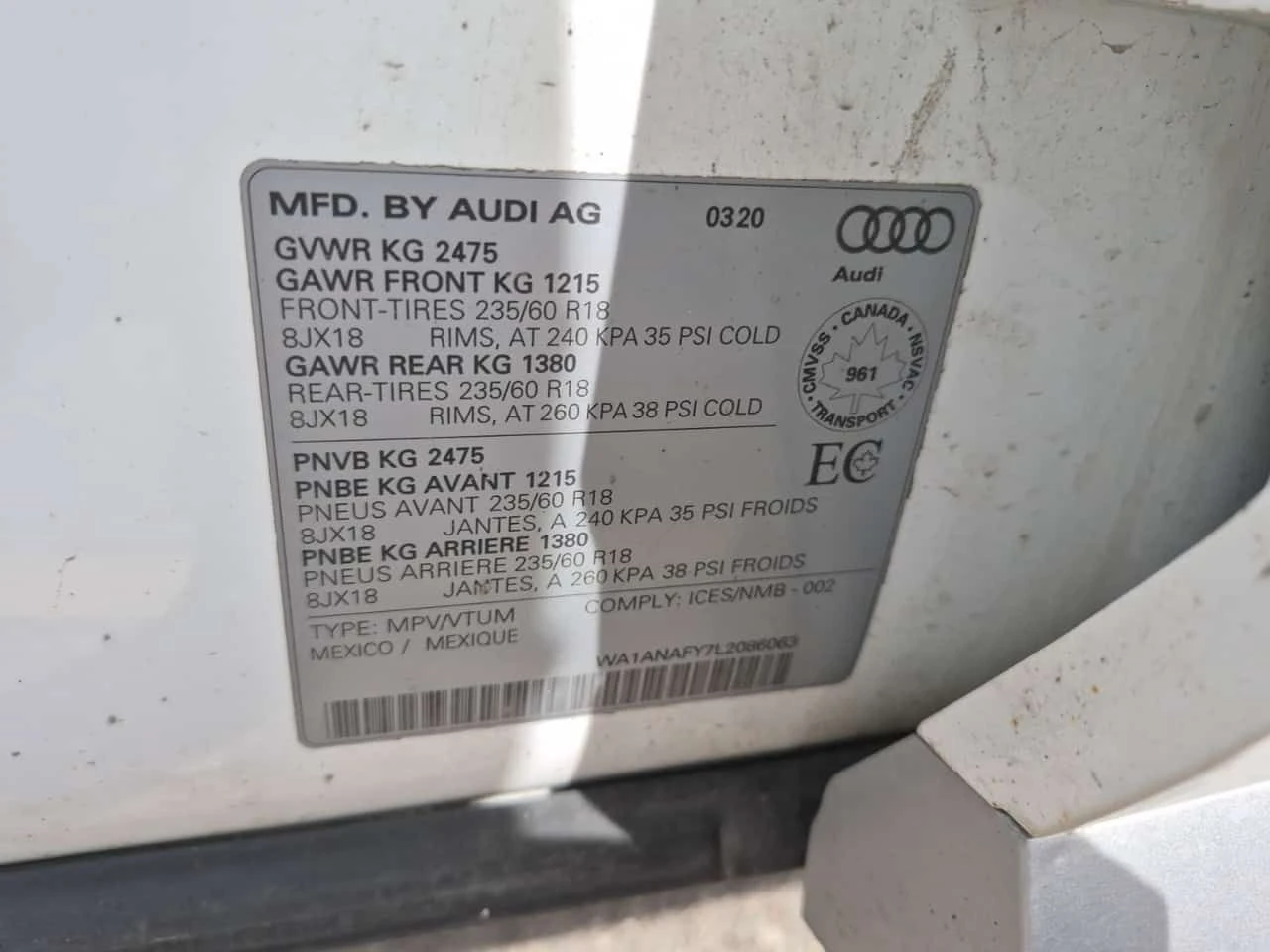 Audi Q5 * PREMIUM * CARFAX * 2 КЛЮЧА * АВТОКРЕДИТ * , снимка 15 - Автомобили и джипове - 55046229