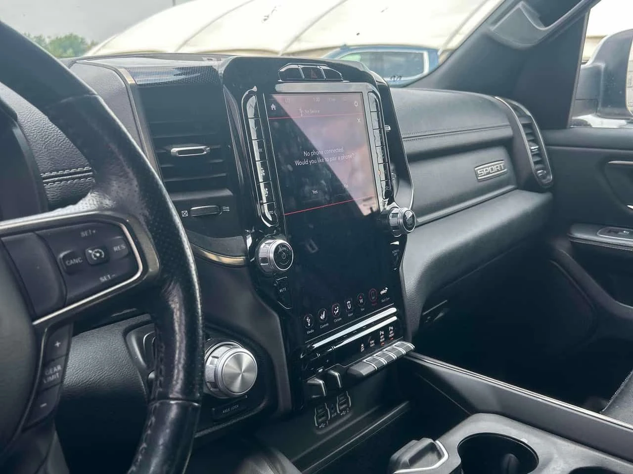 Dodge RAM 1500 * Sport * CARFAX * БЕЗ ПЪРВОНАЧАЛНА ВНОСКА, снимка 9 - Автомобили и джипове - 55129692