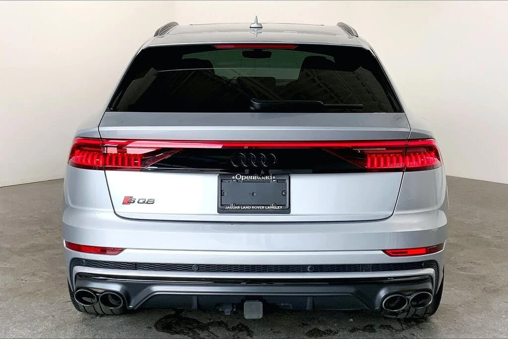 Audi SQ8 4.0T* BLACK OPTIC* B&O* HEAD UP* CARBON* 360 CAM* , снимка 5 - Автомобили и джипове - 55303460