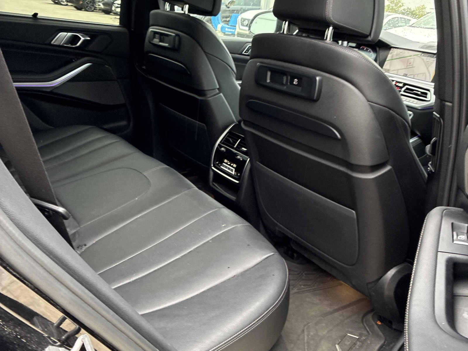 BMW X5 M50i / Всички екстри за модела / Carfax, снимка 14 - Автомобили и джипове - 55972931
