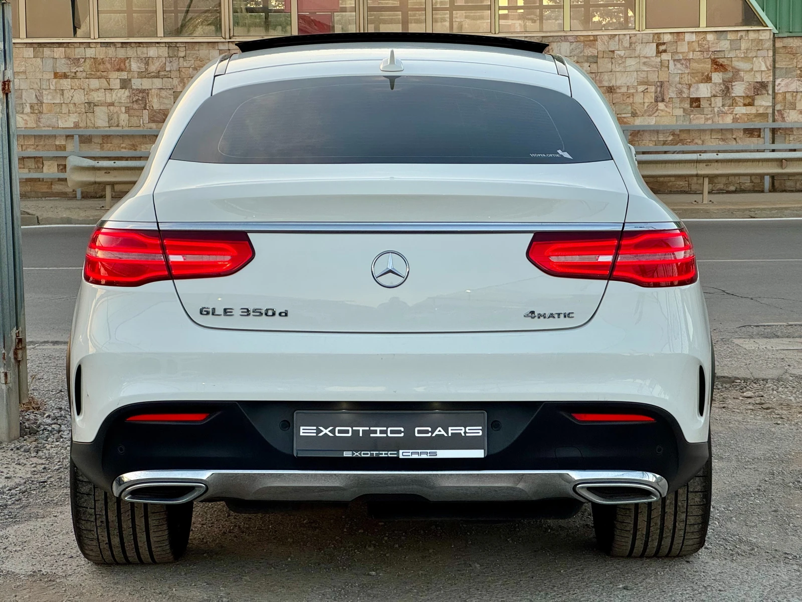 Mercedes-Benz GLE Coupe 350D ! 4matic ! AMG Line ! 9G-tronic !, снимка 5 - Автомобили и джипове - 56328523