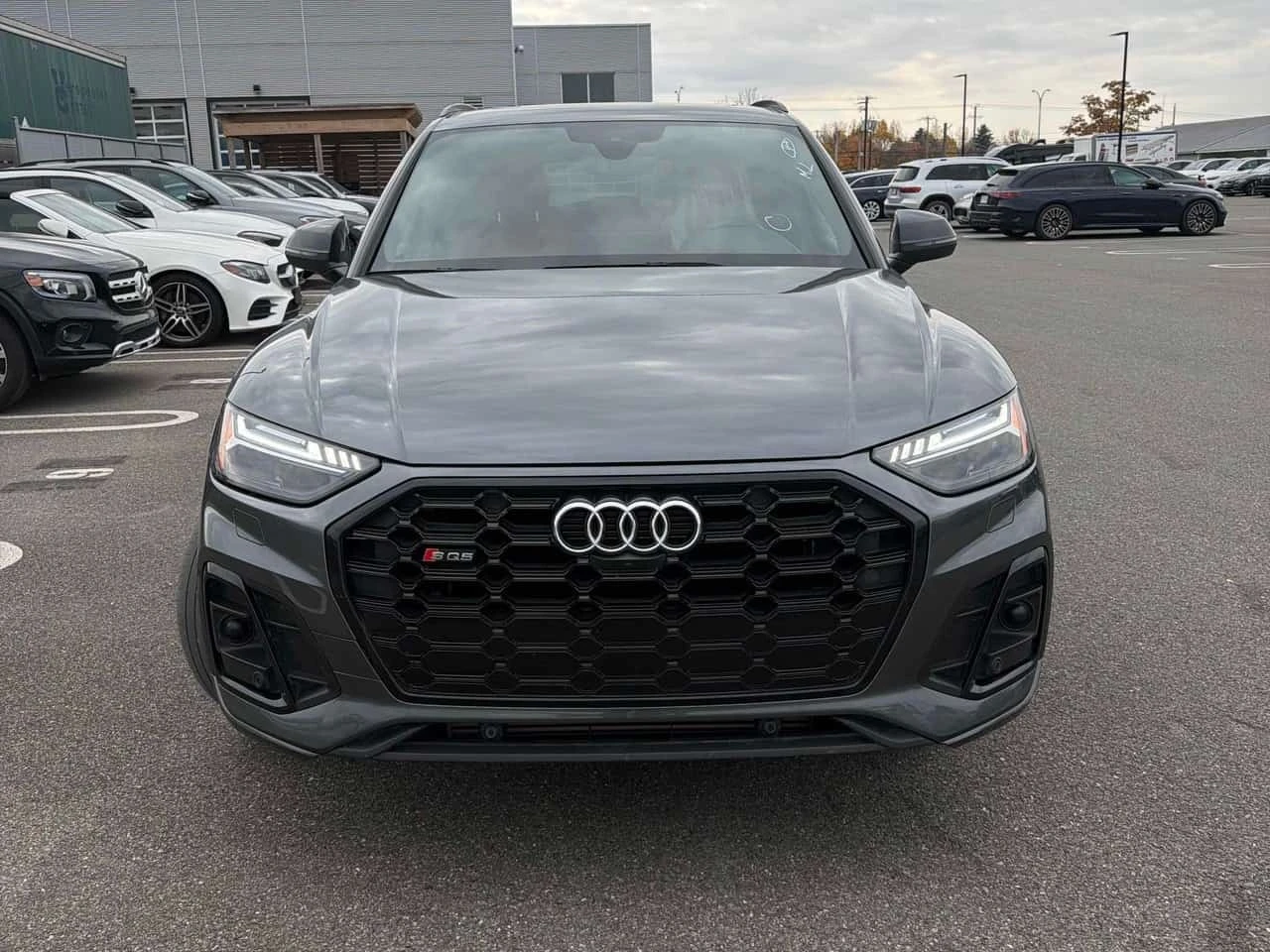 Audi SQ5 * Technik * CARFAX *  ДИСТРОНИК * ПАНОРАМА * , снимка 2 - Автомобили и джипове - 56622493