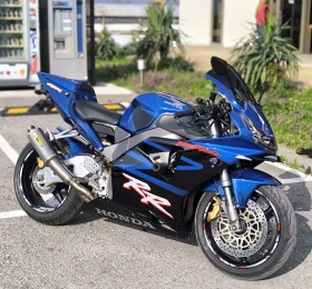 Honda Cbr 954 RR FireBlade