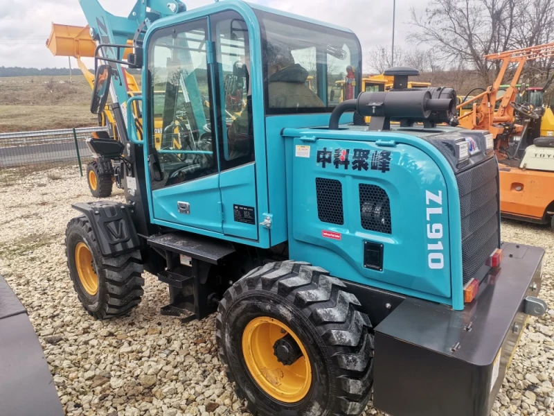 Трактор Kubota НОВИ ТОВАРАЧИ 4Х4, снимка 9 - Селскостопанска техника - 52770188
