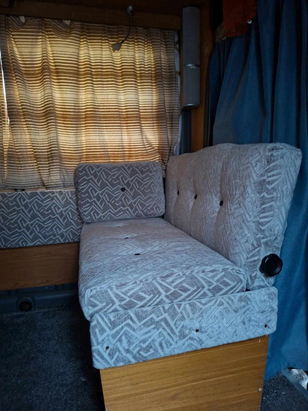 Кемпер Ford Транзит , снимка 9 - Каравани и кемпери - 54335107