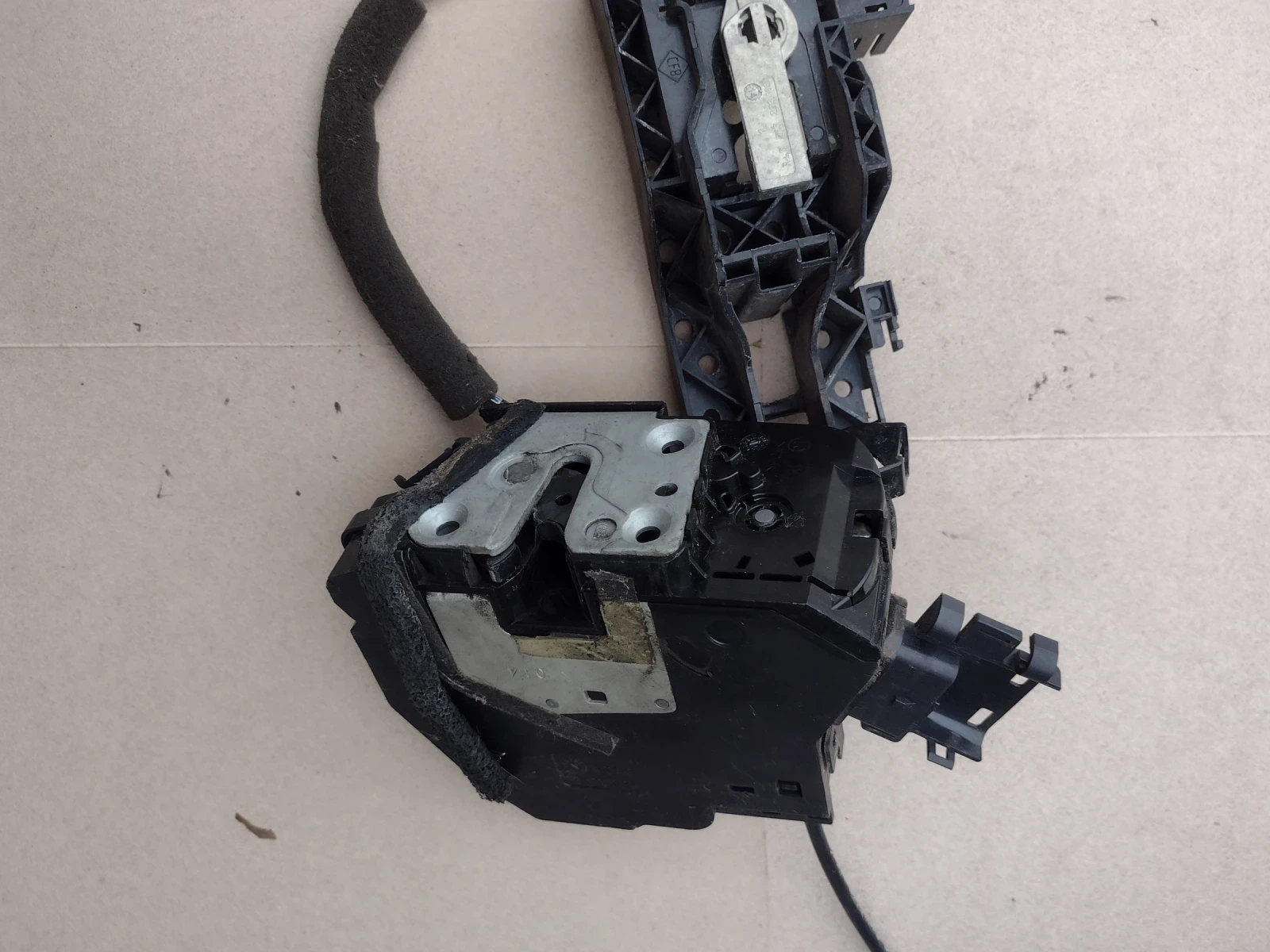 825020019R       Renault Fluence  40747173 | Mobile.bg   3