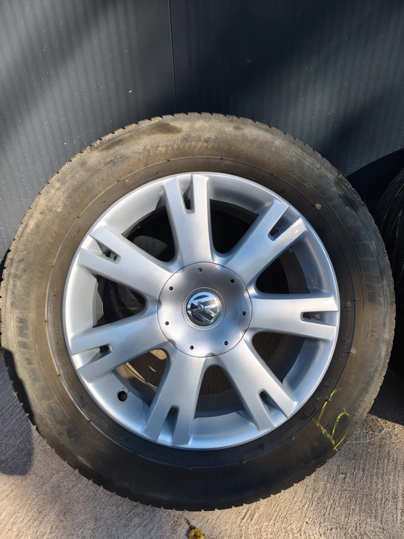 Гуми с джанти Michelin 255/55R18, снимка 2 - Гуми и джанти - 55530661