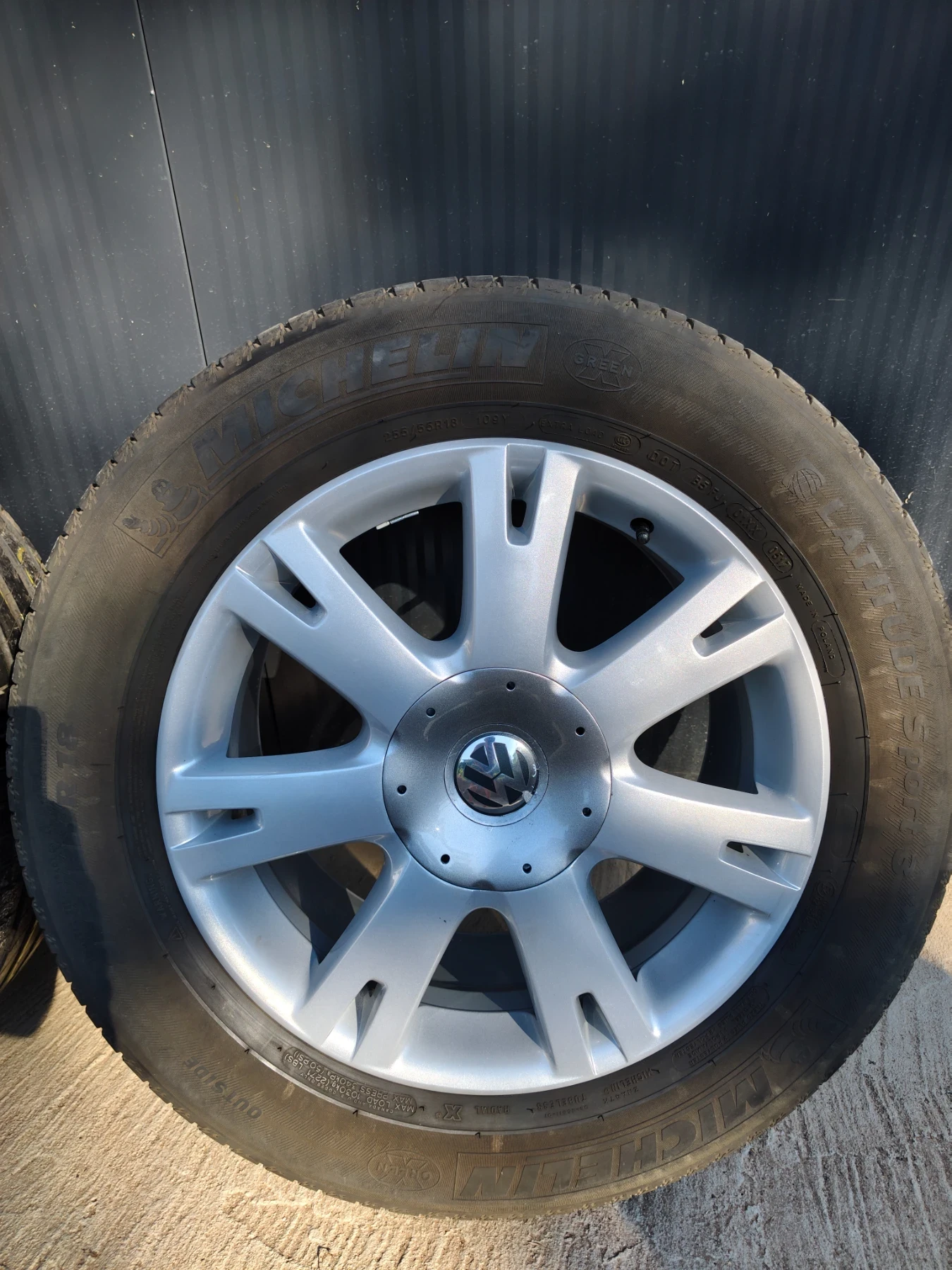 Гуми с джанти Michelin 255/55R18, снимка 5 - Гуми и джанти - 55530661