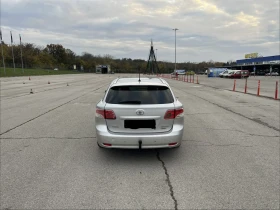 Toyota Avensis 2.2d ! 6-СКОРОСТИ! УНИКАТ! БАРТЕР!, снимка 5