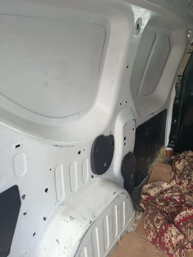 Dacia Dokker фабрична газ, снимка 9