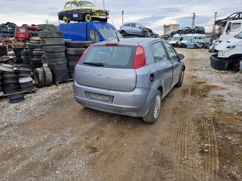 Fiat Punto 1.3 m-jet 90к.с., снимка 3 - Автомобили и джипове - 39328336