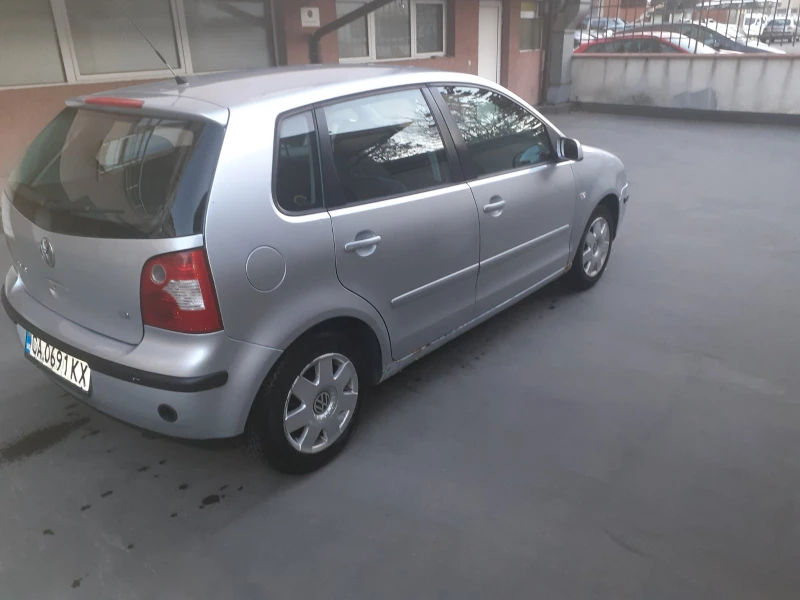 VW Polo, снимка 2 - Автомобили и джипове - 47927547