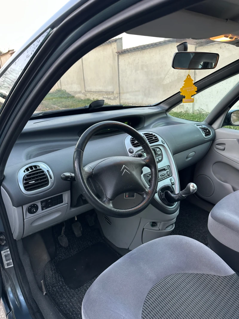 Citroen Xsara picasso 1.6i 109кс, снимка 8 - Автомобили и джипове - 48405009