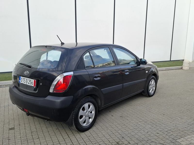 Kia Rio 1.4i* (75кс)* * KЛИМАТРОНИК* * НОВ ВОС* * , снимка 10 - Автомобили и джипове - 49117350