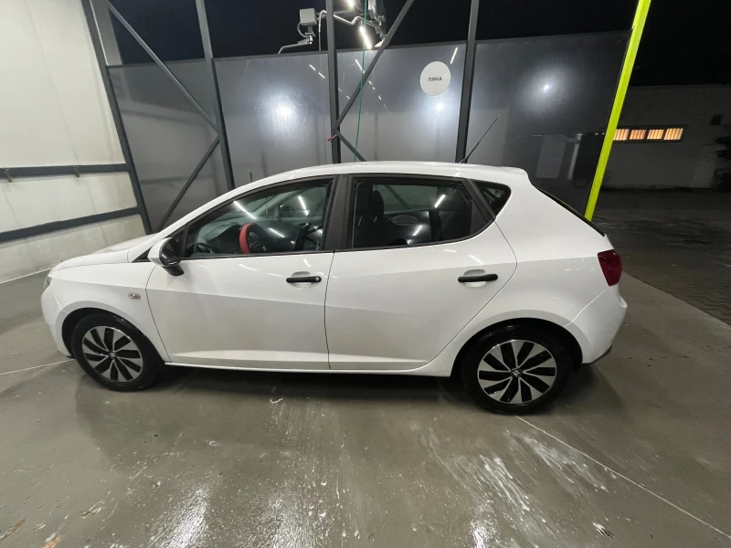 Seat Ibiza, снимка 16 - Автомобили и джипове - 52305365