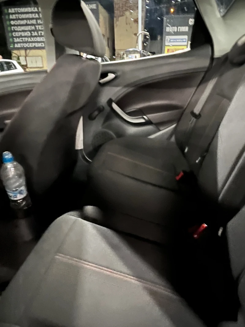 Seat Ibiza, снимка 9 - Автомобили и джипове - 52305365