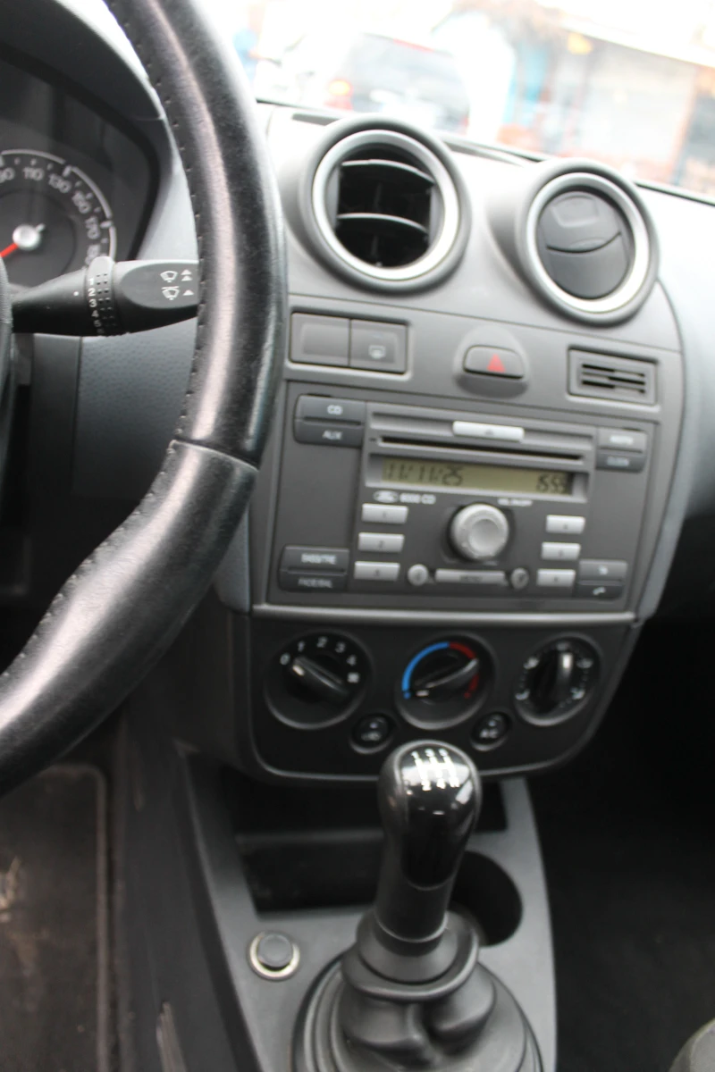 Ford Fiesta 190000км., ИТАЛИЯ, НОВ ВНОС, снимка 12 - Автомобили и джипове - 52376363