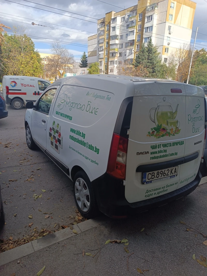 Dacia Dokker фабрична газ, снимка 4 - Автомобили и джипове - 52378021