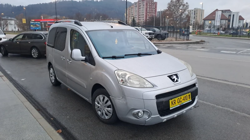 Peugeot Partner 1.6, снимка 9 - Автомобили и джипове - 52798392