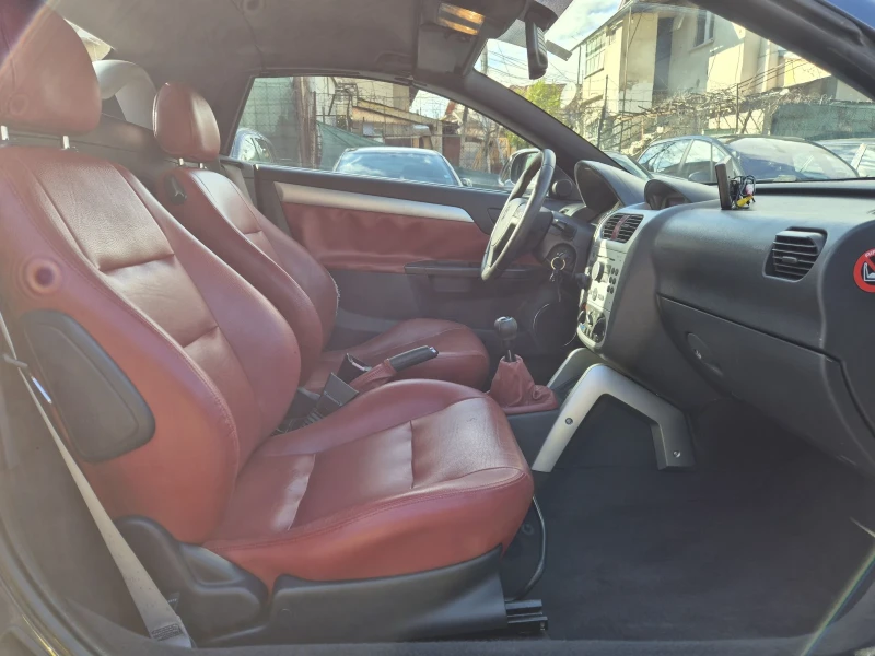 Opel Tigra 1.4 КОЖА! ПОДГРЕВ! КАМЕРА!, снимка 12 - Автомобили и джипове - 53574146