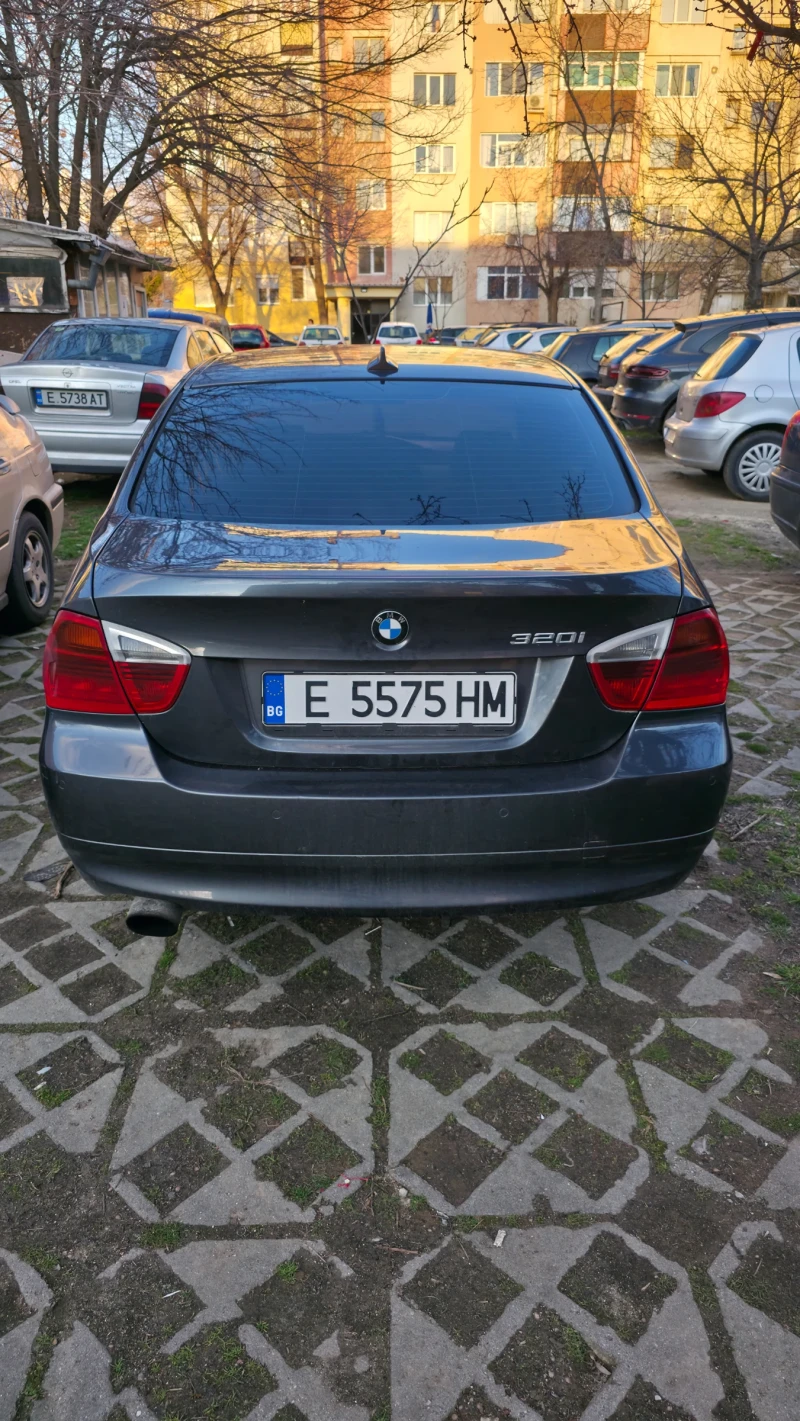 BMW 320 320i, снимка 3 - Автомобили и джипове - 53583878
