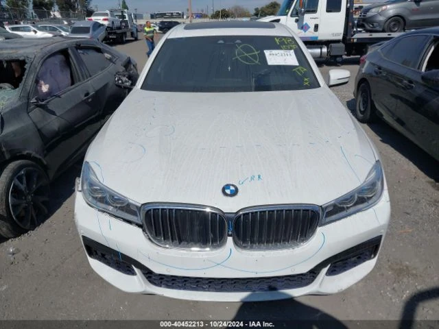 BMW 750 2017 BMW 750I, снимка 1 - Автомобили и джипове - 47713267