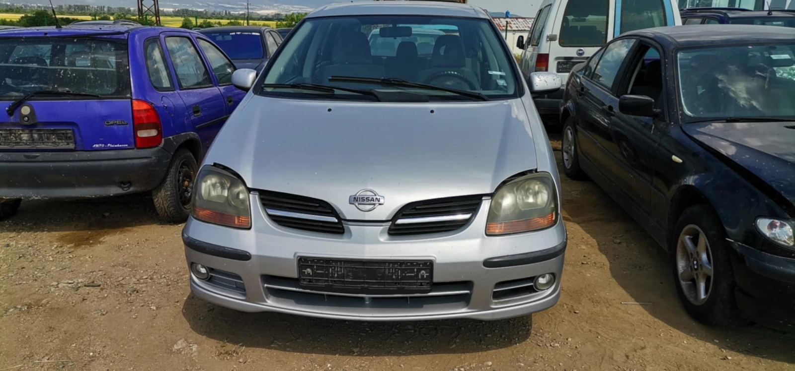 Nissan Almera tino 2.2, снимка 1