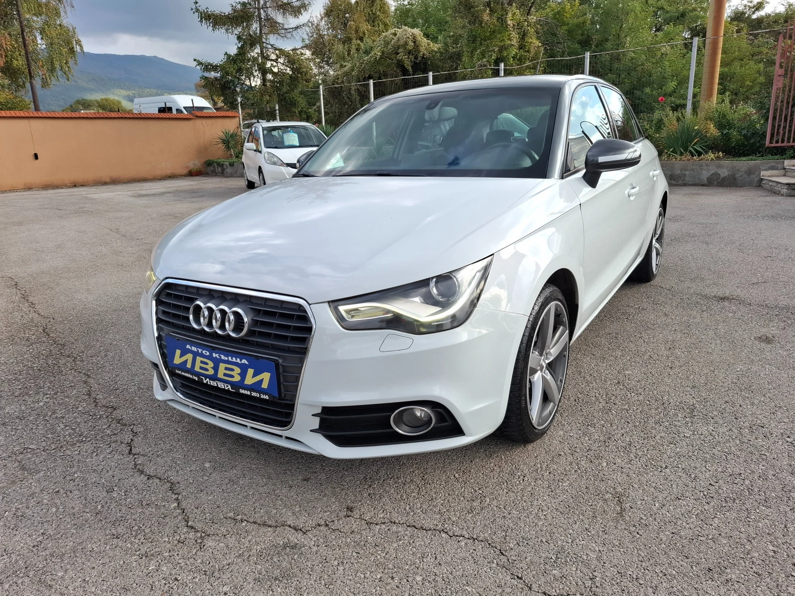 Audi A1 1.6 TDI S tronic S line edition plus, снимка 1