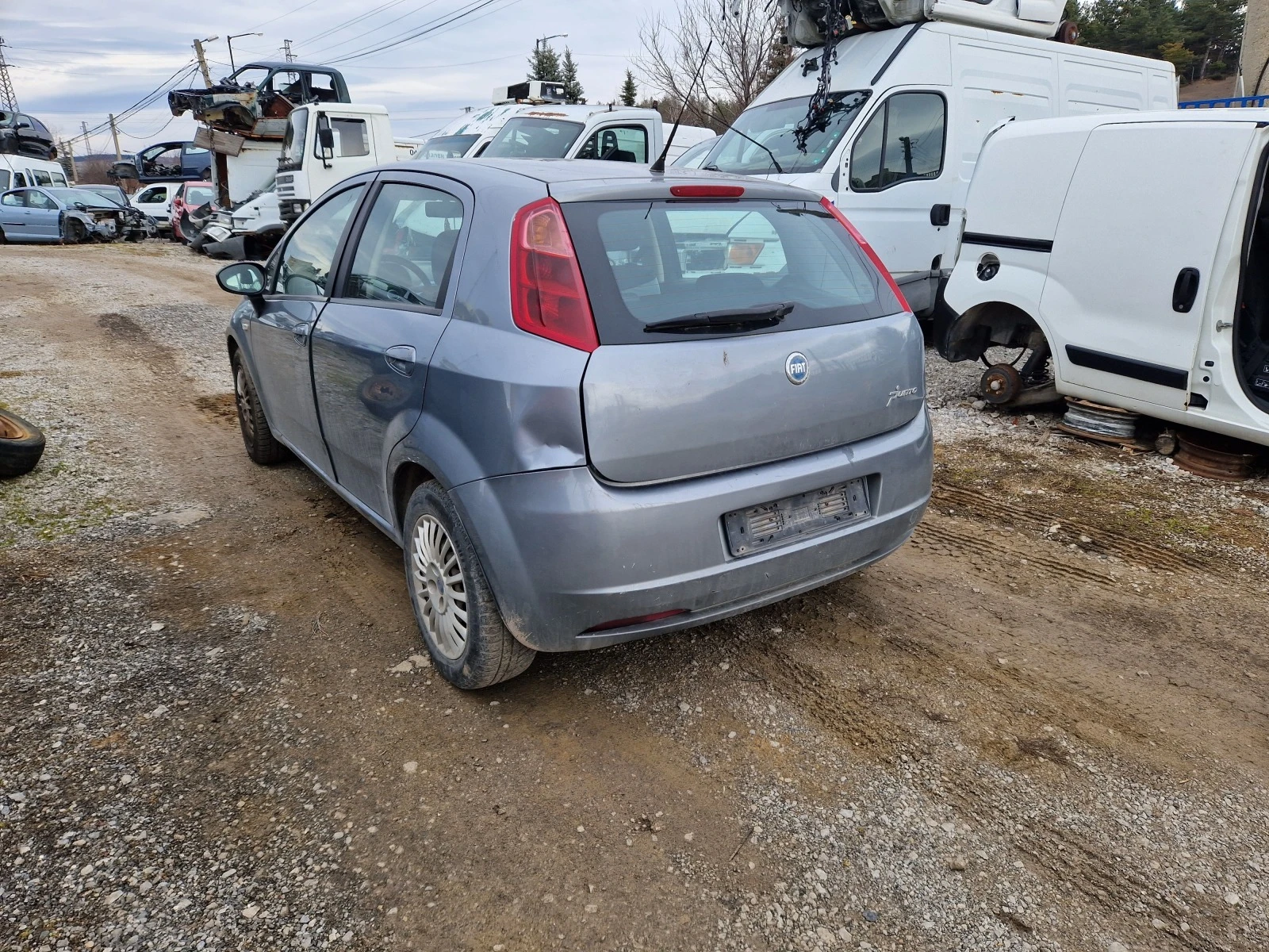 Fiat Punto 1.3 m-jet 90к.с. - изображение 4