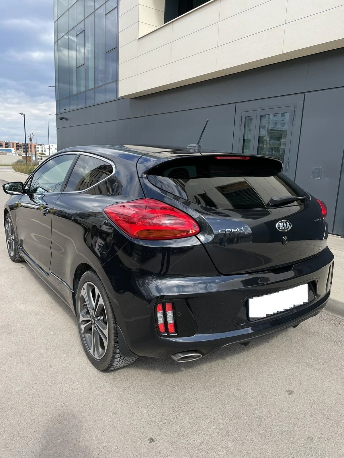 Kia Ceed /ProCeed/ GT Line - изображение 6