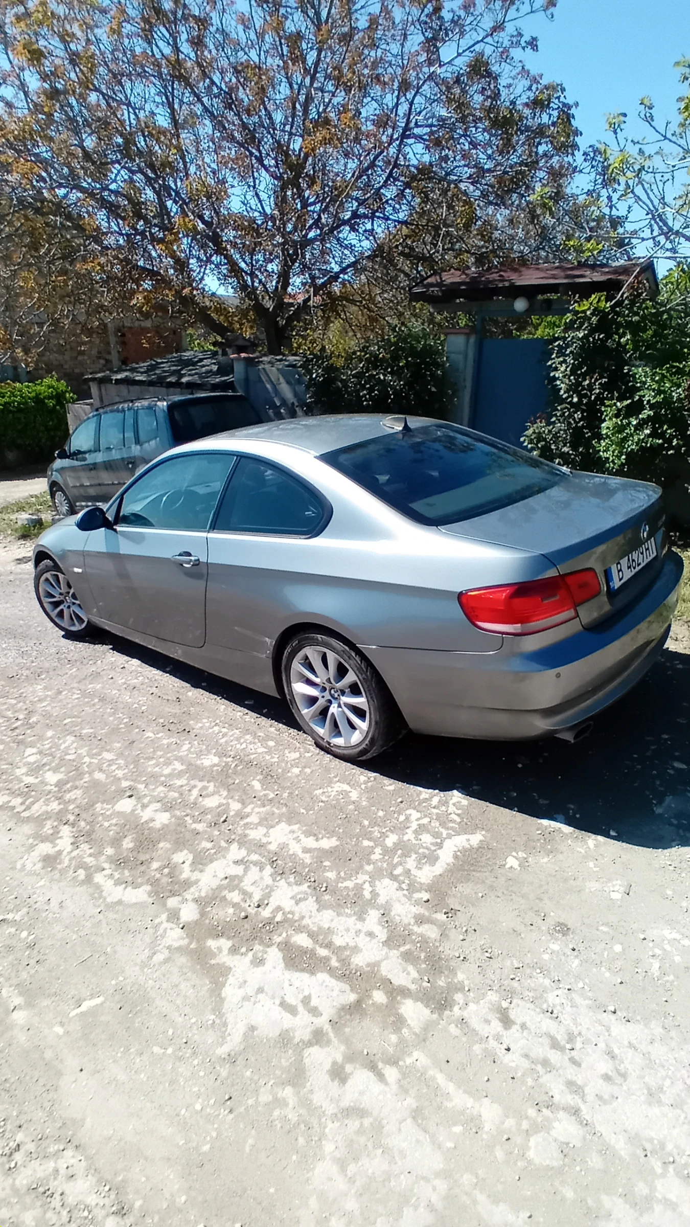 BMW 320  - изображение 8