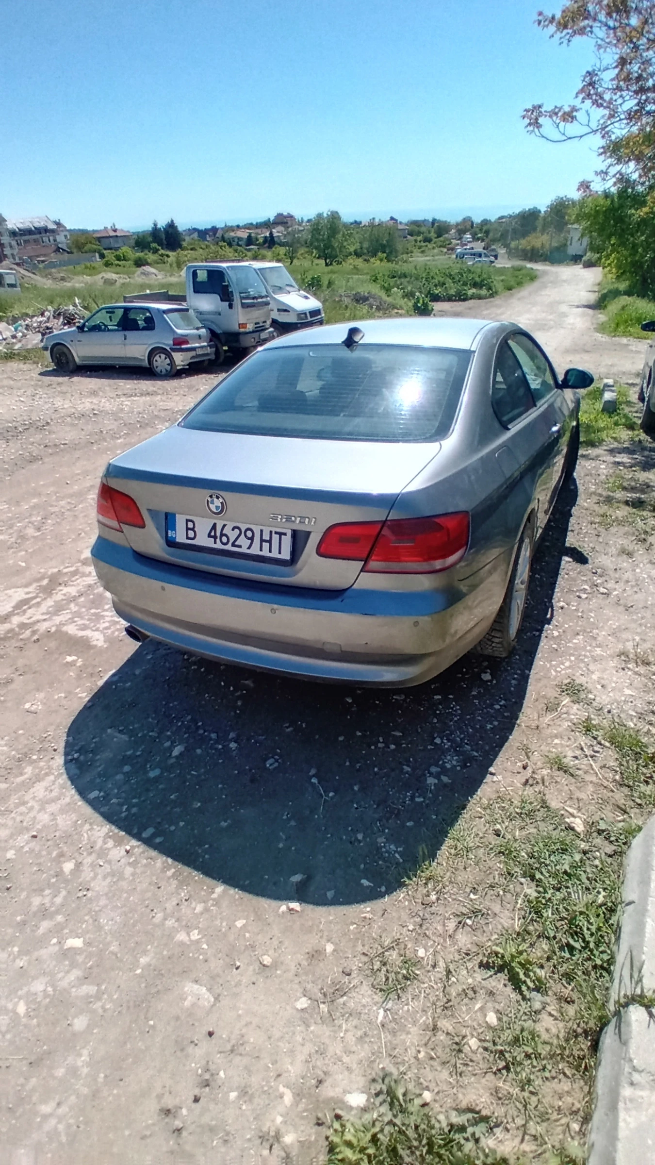 BMW 320  - изображение 9