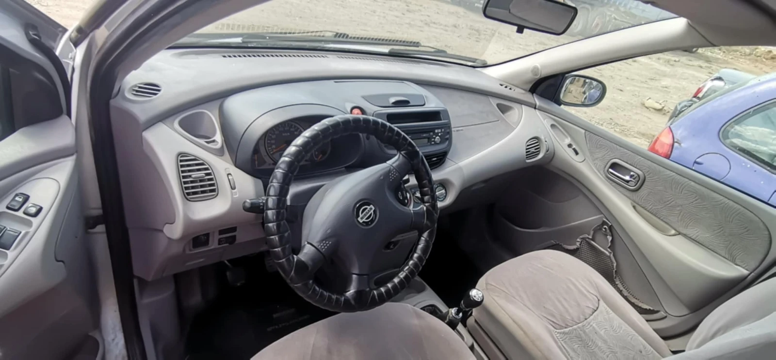 Nissan Almera tino 2.2 - изображение 5