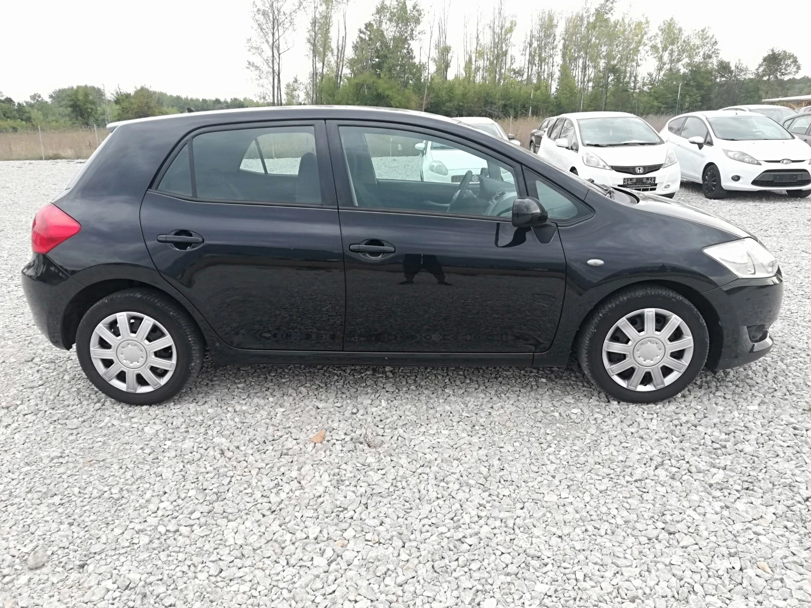 Toyota Auris 1.4d4d kli IT - изображение 7