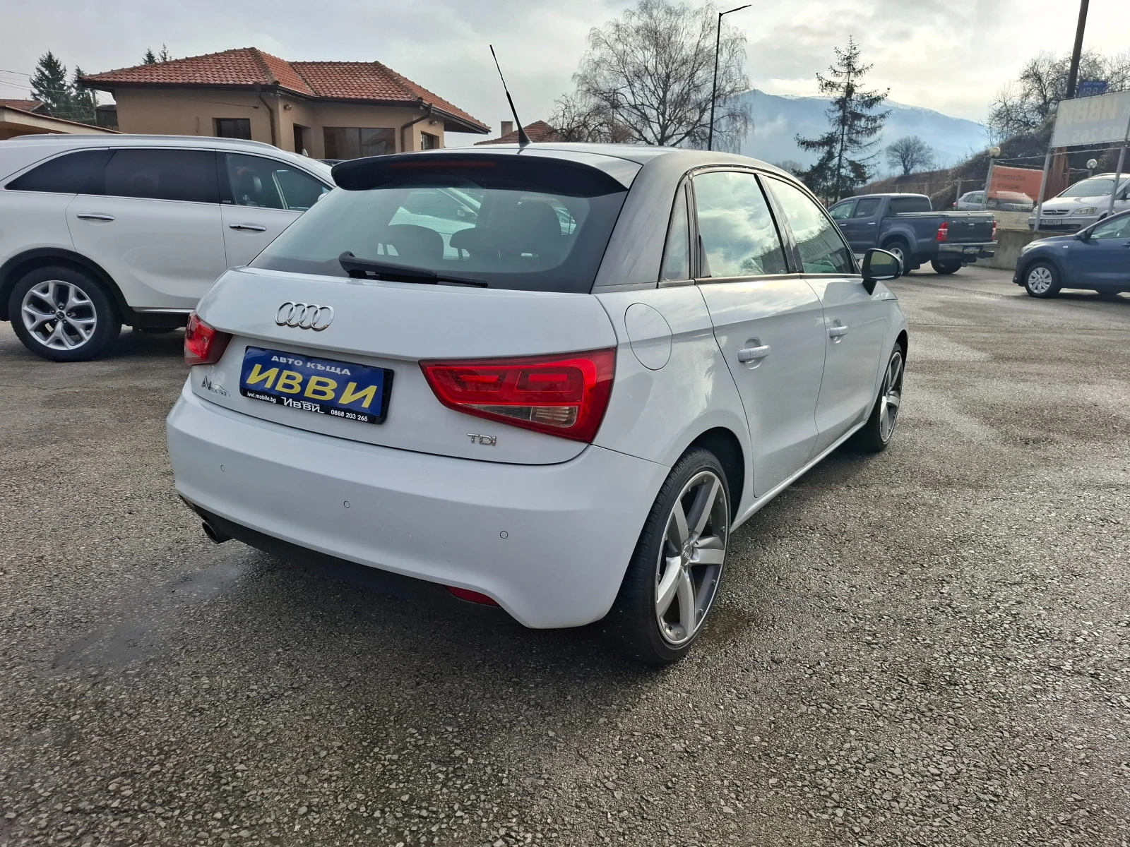 Audi A1 1.6 TDI S tronic S line edition plus - изображение 4
