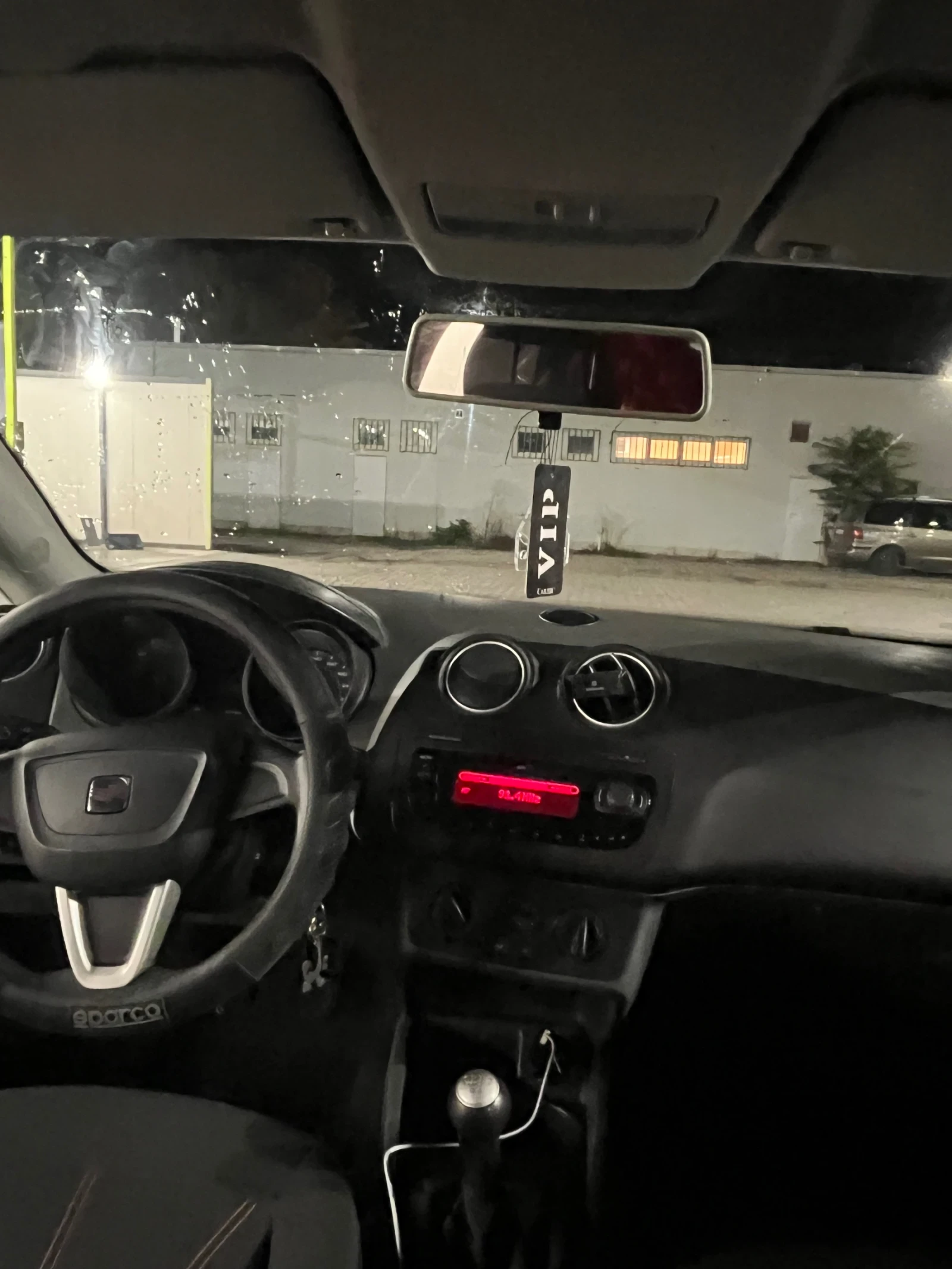 Seat Ibiza  - изображение 3