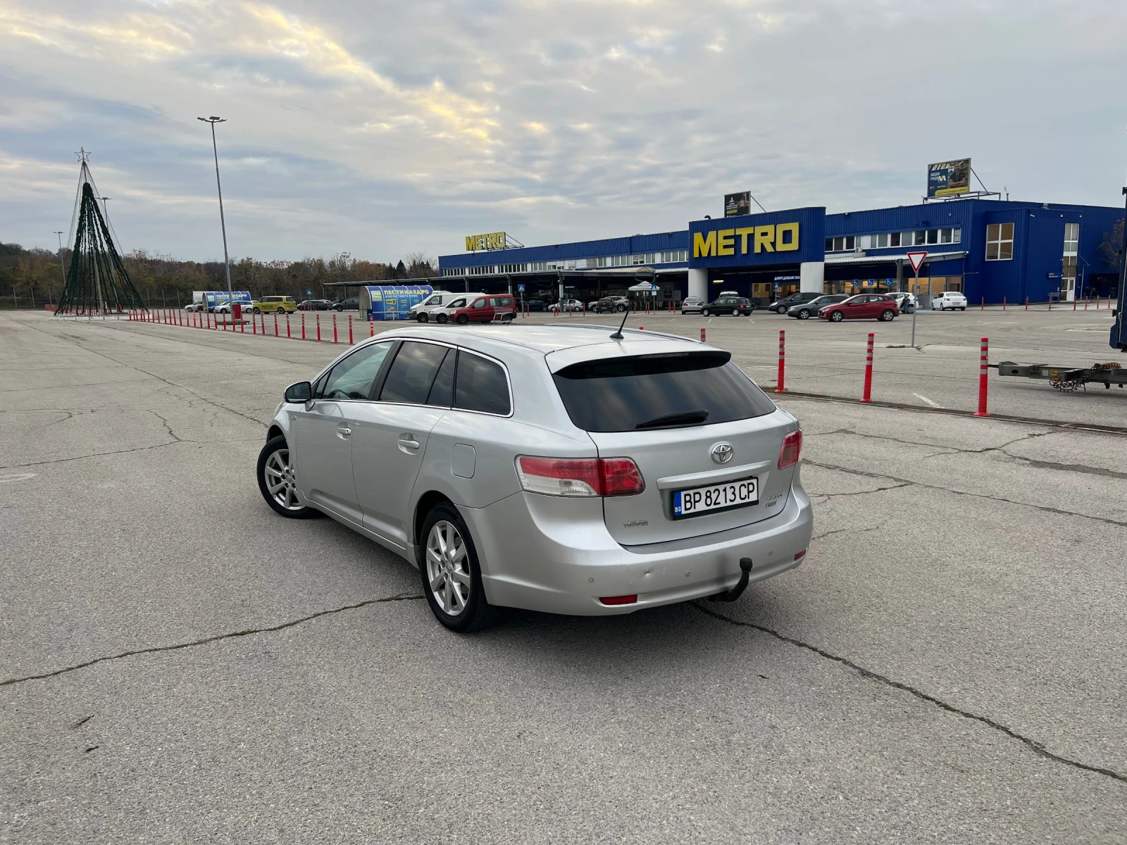 Toyota Avensis 2.2 D-CAT! 6-СКОРОСТИ! УНИКАТ! БАРТЕР! - изображение 4