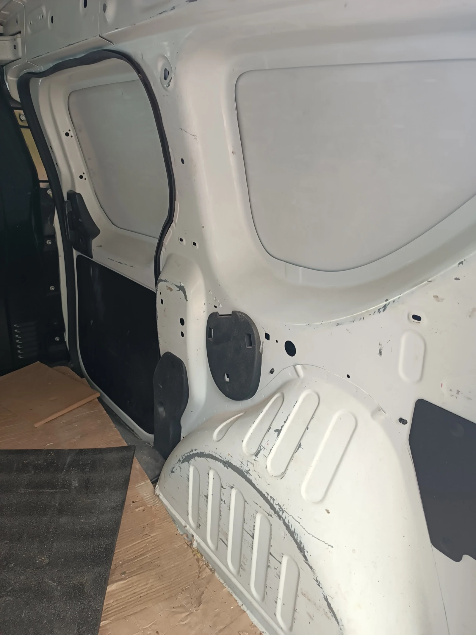 Dacia Dokker фабрична газ - изображение 10