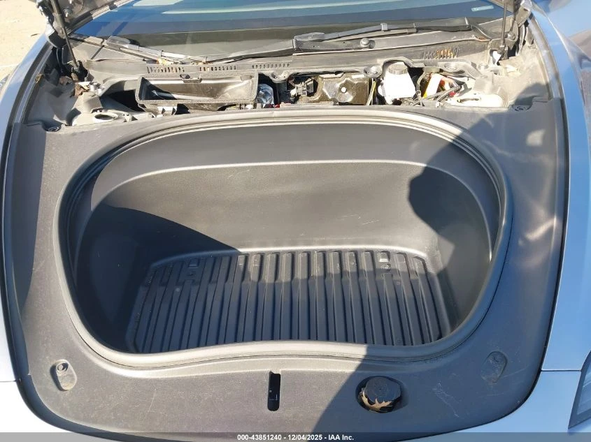 Tesla Model 3 U  U UX Rear Wheel Drive | Mobile.bg � ����������� 17