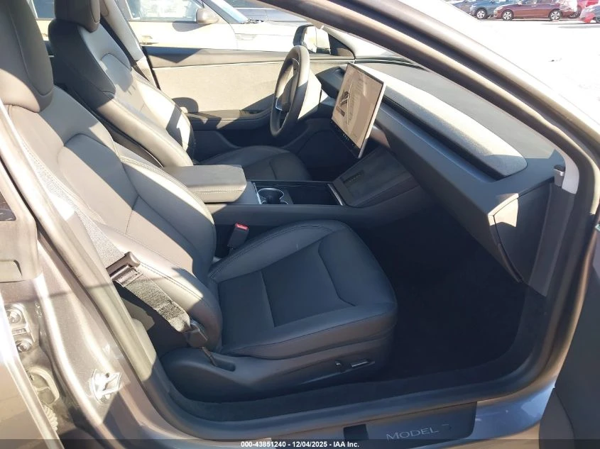 Tesla Model 3 U  U UX Rear Wheel Drive | Mobile.bg � ����������� 12