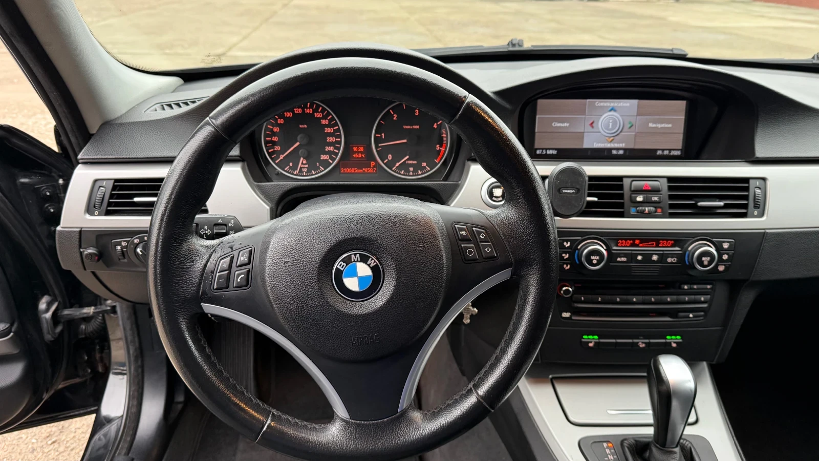 BMW 330 3.0 Xdrive e91 | Mobile.bg � ����������� 12