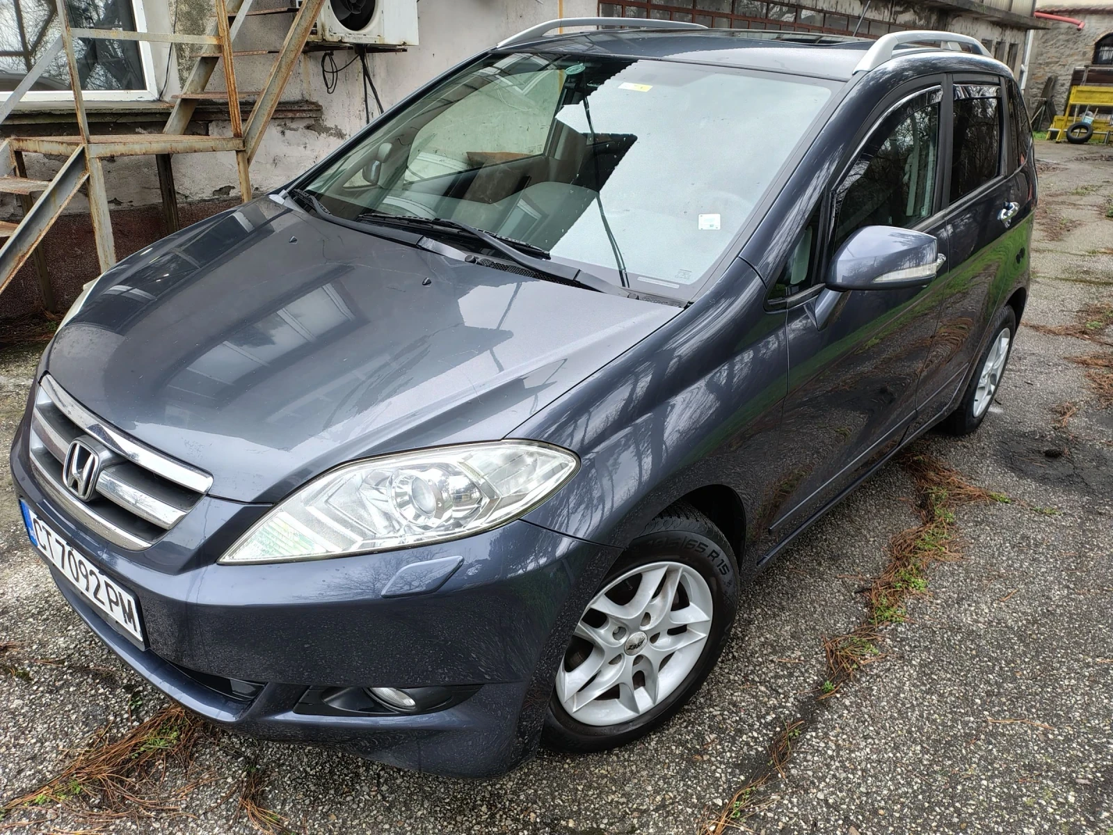 Honda Fr-v 2, 0 i-vtec - изображение 2