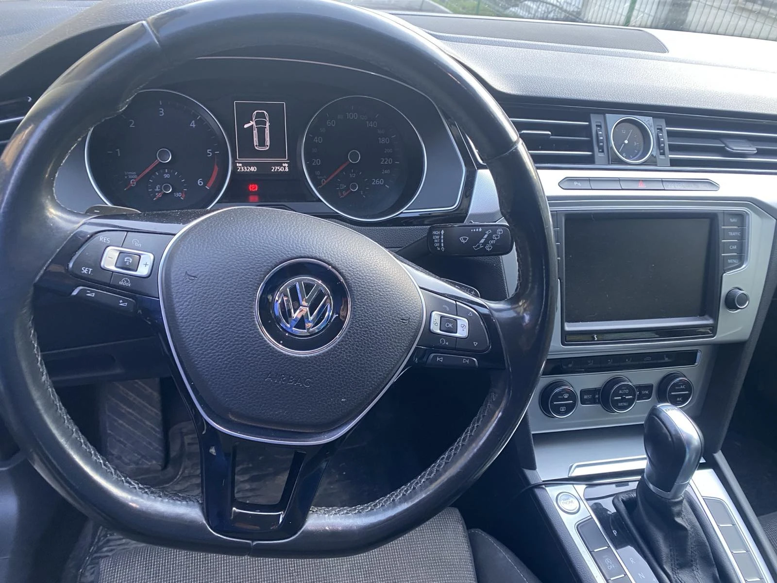 VW Passat, снимка 3 - Автомобили и джипове - 54284836