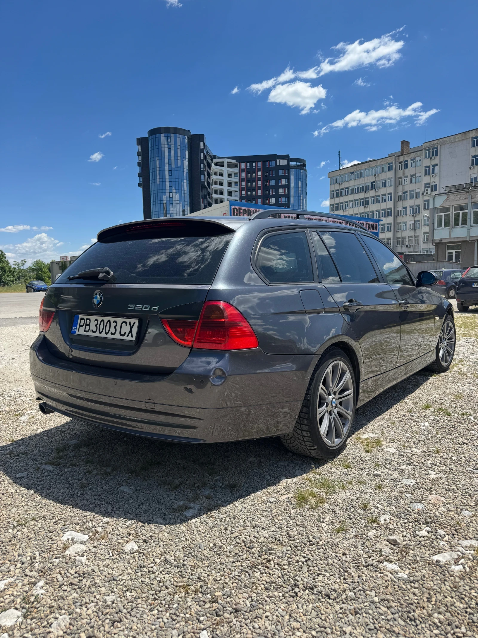 BMW 320 D, снимка 3 - Автомобили и джипове - 54751703