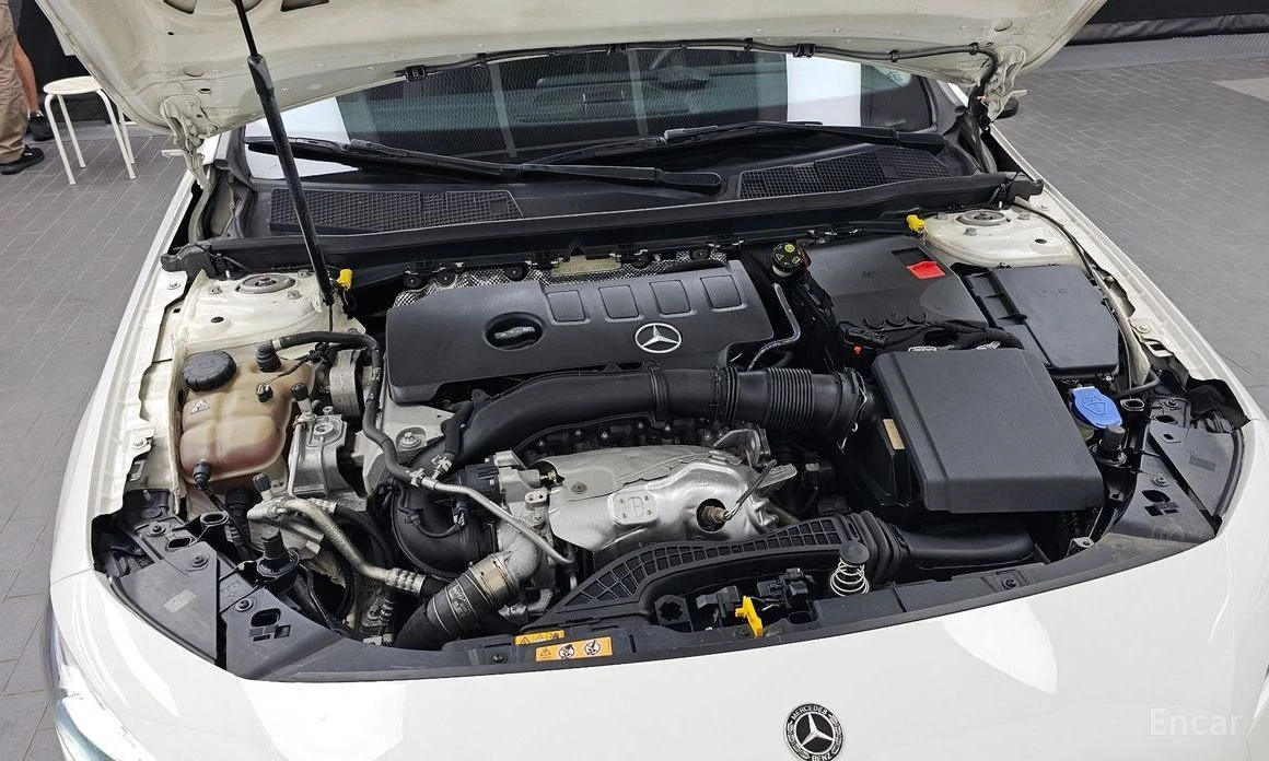 Mercedes-Benz A 220, снимка 6 - Автомобили и джипове - 55145677