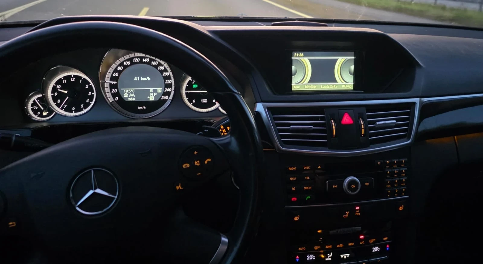 Mercedes-Benz 300, снимка 3 - Автомобили и джипове - 55563019