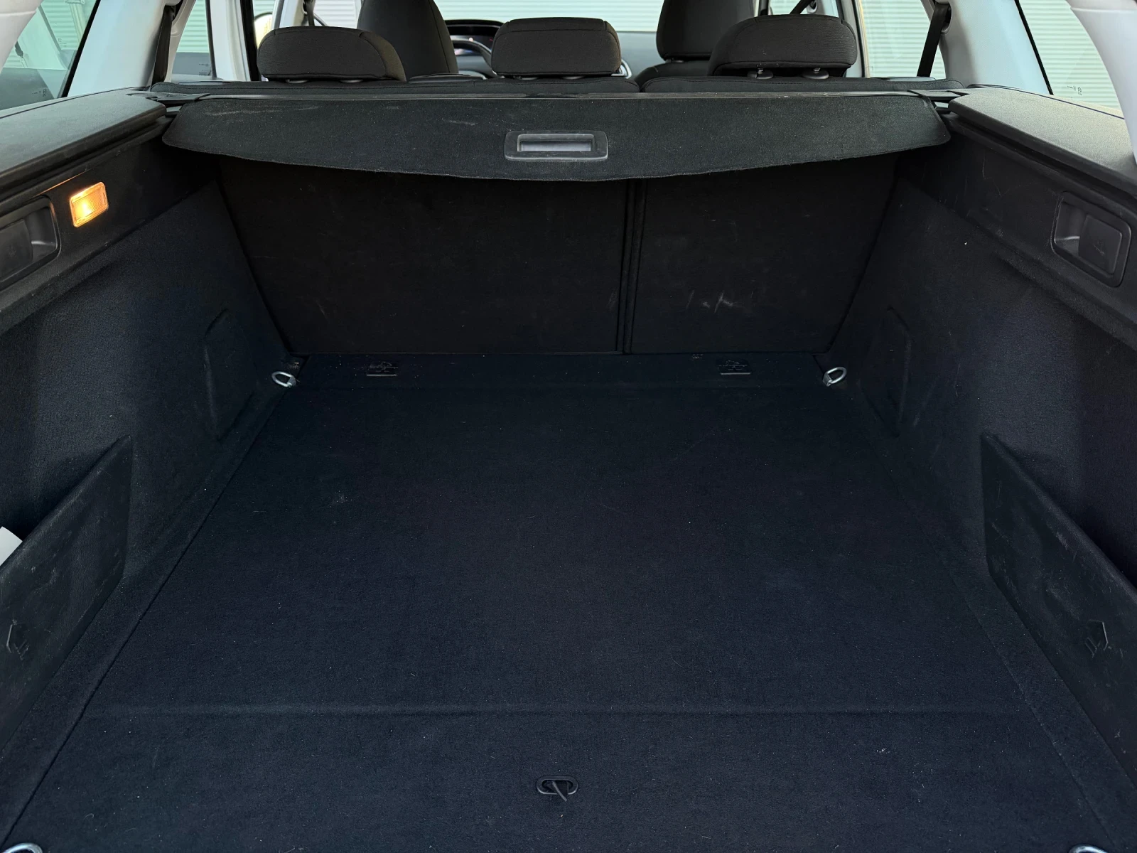 Peugeot 308 1.5 BlueHDI, снимка 8 - Автомобили и джипове - 55772059