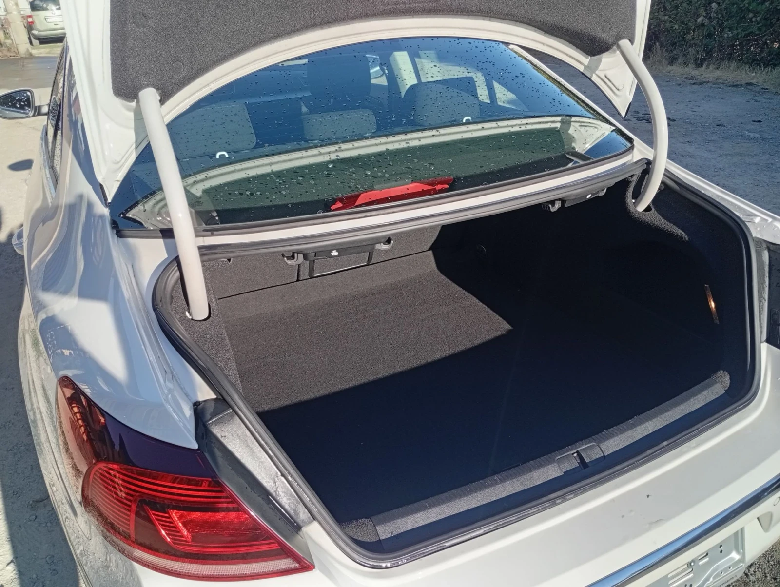 VW Passat 2.0тди..140кс..цц, снимка 8 - Автомобили и джипове - 56002600